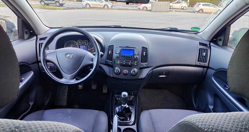 Hyundai I30 cena 19500 przebieg: 171000, rok produkcji 2011 z Olsztynek małe 154